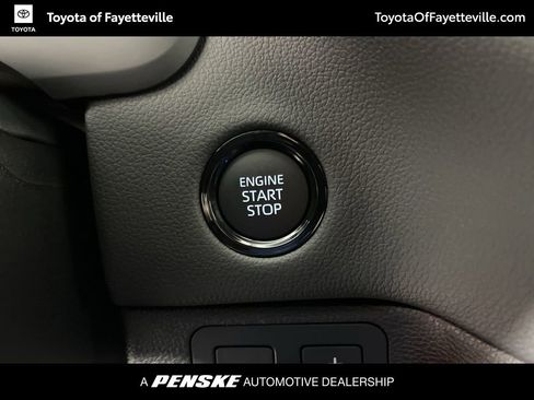 New 2026 Toyota Tundra Limited AWD/4WD image 34