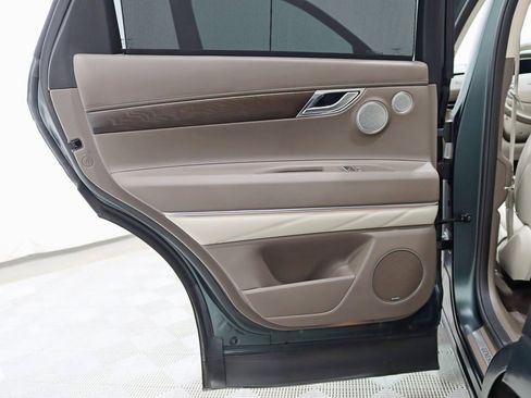 Used 2023 Genesis GV80 3.5T image 34