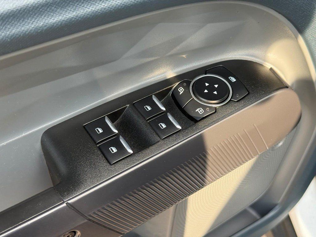 Used 2023 Ford Maverick XL FWD image 18