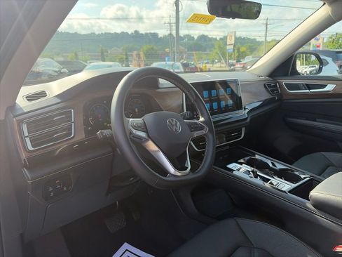 Used 2026 Volkswagen Atlas SE AWD/4WD image 17