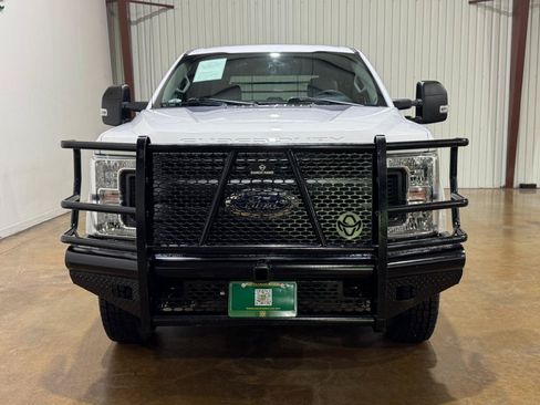 Used 2019 Ford F250 XL w/ Power Equipment Group AWD/4WD image 2