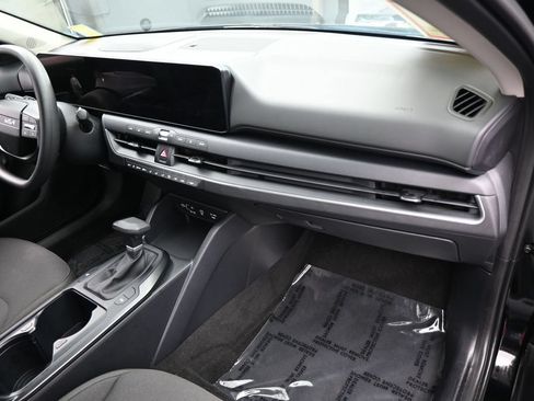 Used 2026 Kia K4 FWD image 40