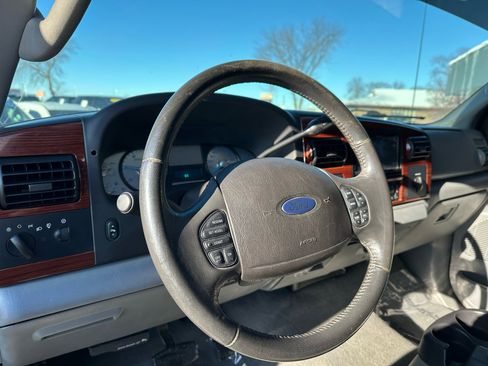 Used 2007 Ford F250 Lariat image 14