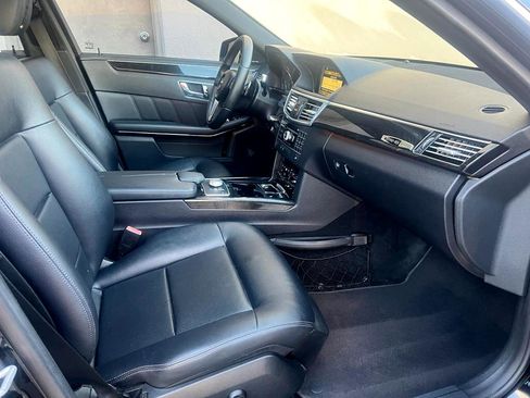Used 2011 Mercedes-Benz E 350 Sedan image 22