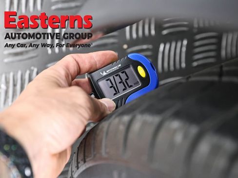 Used 2019 Toyota Camry LE w/ Convenience Package FWD image 29