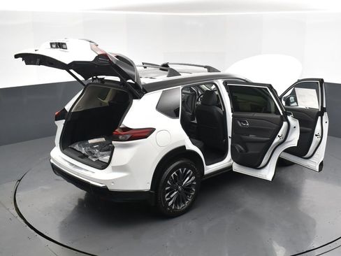 New 2026 Nissan Rogue Platinum w/ Platinum Premium Package image 35