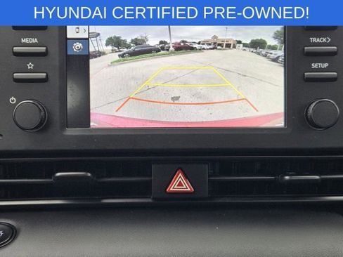 Certified 2025 Hyundai Elantra Sport FWD image 17