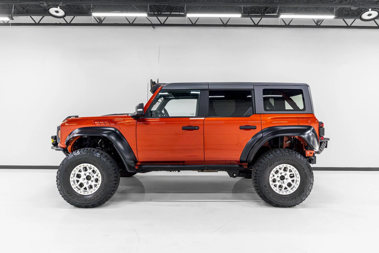 Used 2022 Ford Bronco Raptor AWD/4WD image 3