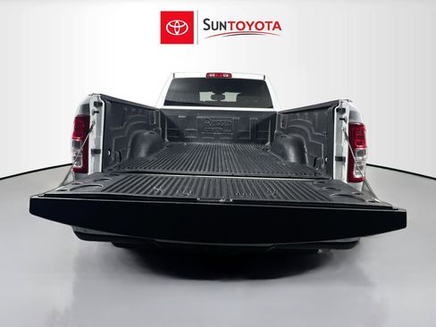 Used 2024 RAM 2500 Big Horn AWD/4WD image 34