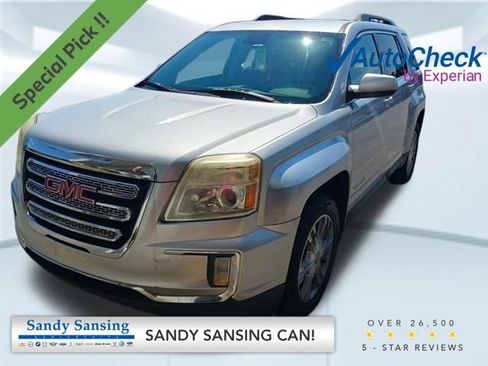Used 2017 GMC Terrain SLE FWD image 1