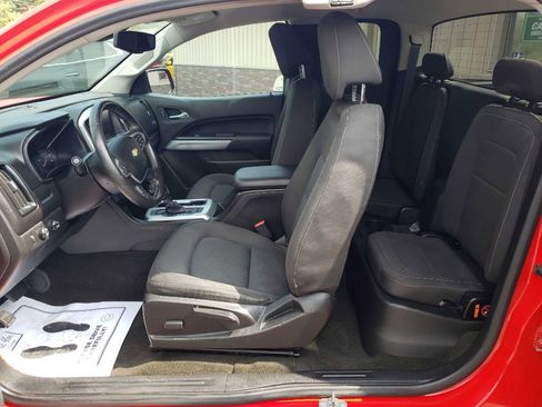 Used 2015 Chevrolet Colorado LT w/ LT Convenience Package image 12