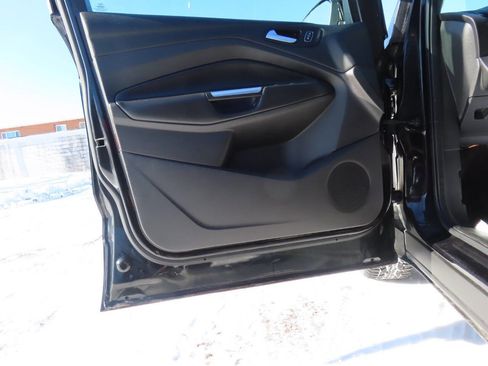 Used 2019 Ford Escape SE image 35