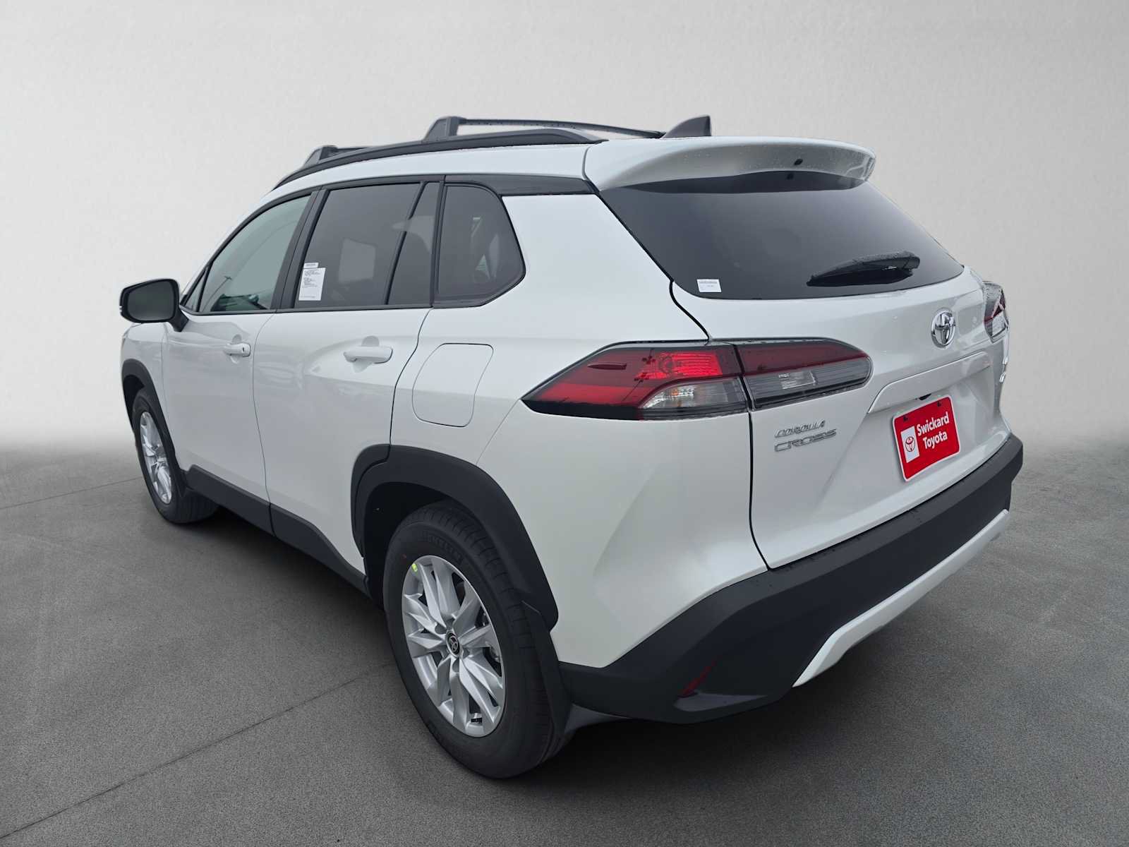 New 2026 Toyota Corolla Cross LE w/ Cold Weather Package AWD/4WD image 5