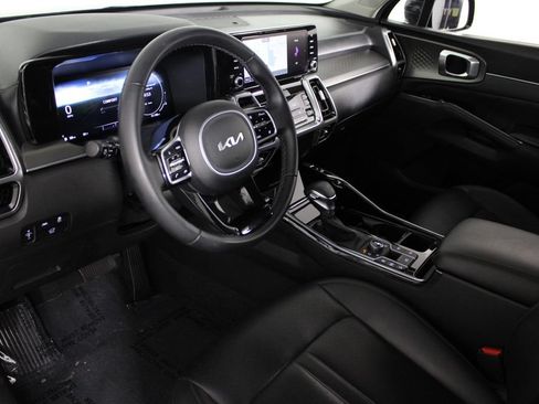 Used 2023 Kia Sorento SX AWD/4WD image 20