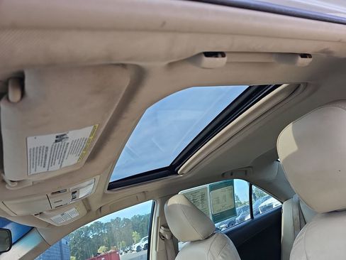 Used 2013 Toyota Camry XLE image 31