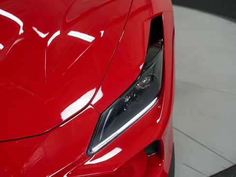 Used 2022 Ferrari F8 Tributo RWD image 13