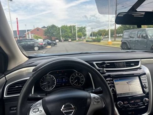 Used 2017 Nissan Murano SV AWD/4WD image 16