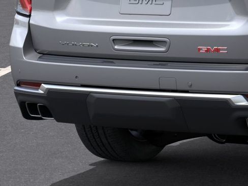 New 2026 GMC Yukon XL Denali w/ Sun & Power Step Package AWD/4WD image 17