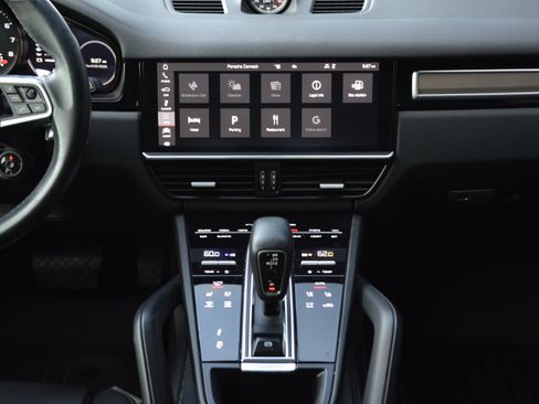 Certified 2021 Porsche Cayenne Coupe AWD/4WD image 19