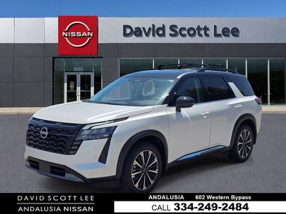 Used 2026 Nissan Pathfinder Platinum w/ Cargo Package