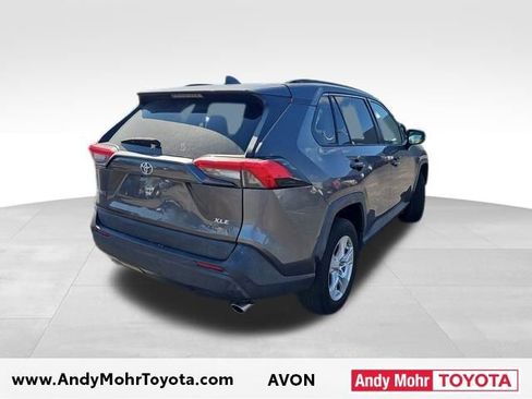 Used 2021 Toyota RAV4 XLE image 7