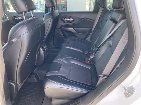 Used 2022 Jeep Cherokee Limited image 23