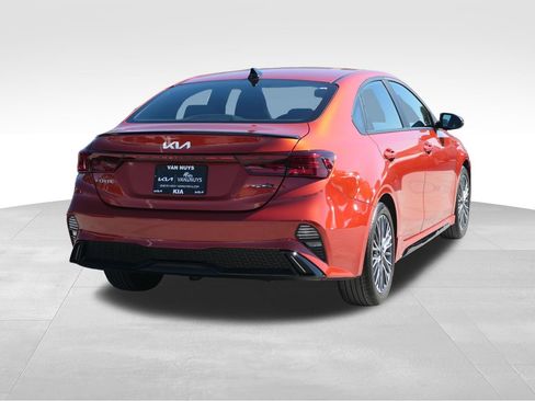 Used 2023 Kia Forte GT-Line w/ GT-Line Premium Package FWD image 3