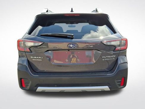 Used 2020 Subaru Outback Touring XT AWD/4WD image 5