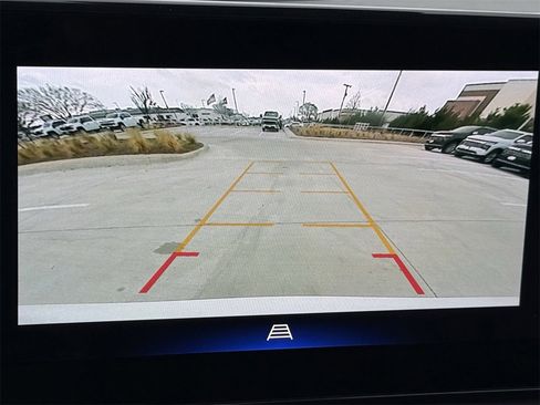 Certified 2025 Chevrolet Trax LT image 19