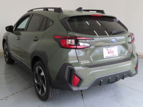 Certified 2025 Subaru Crosstrek 2.5i Limited w/ Crosstrek Mirror Package image 8