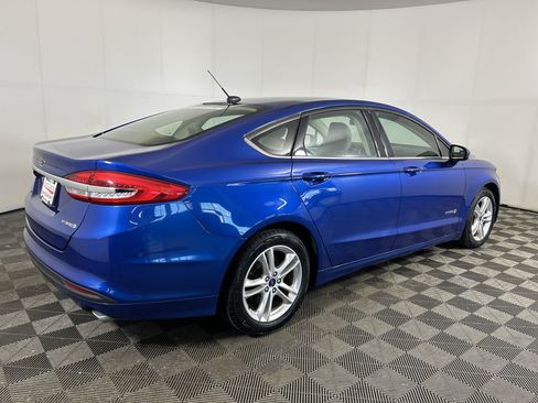 Used 2018 Ford Fusion S FWD image 4
