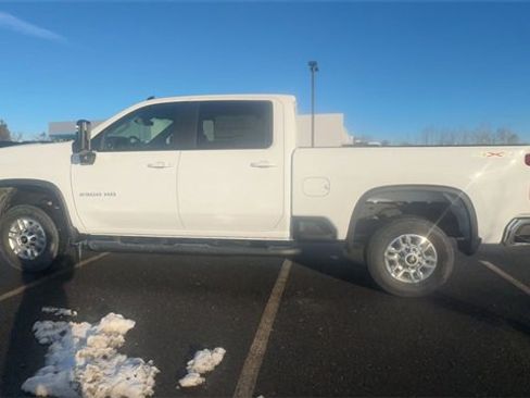 New 2026 Chevrolet Silverado 2500 LT w/ Convenience Package image 8