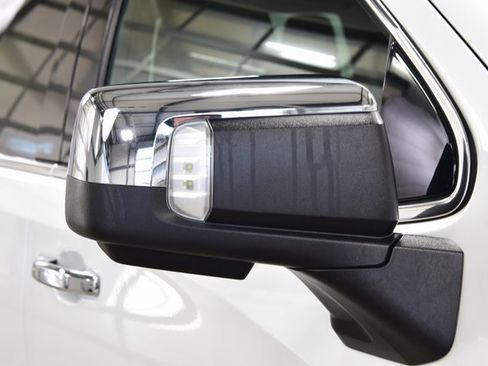 Used 2021 GMC Sierra 1500 Denali w/ Denali Ultimate Package image 18