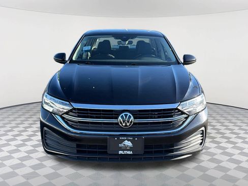 Used 2024 Volkswagen Jetta S image 2