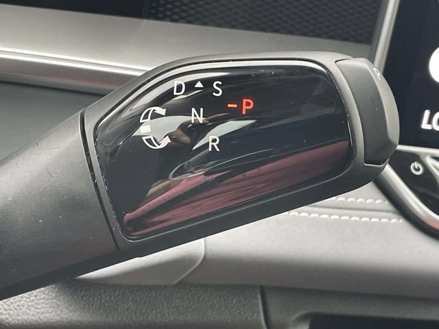 Certified 2026 Volkswagen Tiguan SE FWD image 25