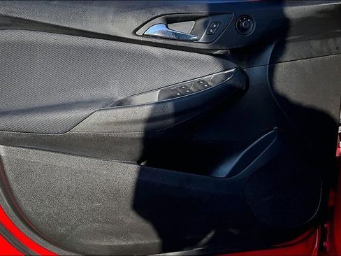 Used 2019 Chevrolet Cruze LS w/ LS Convenience Package image 19