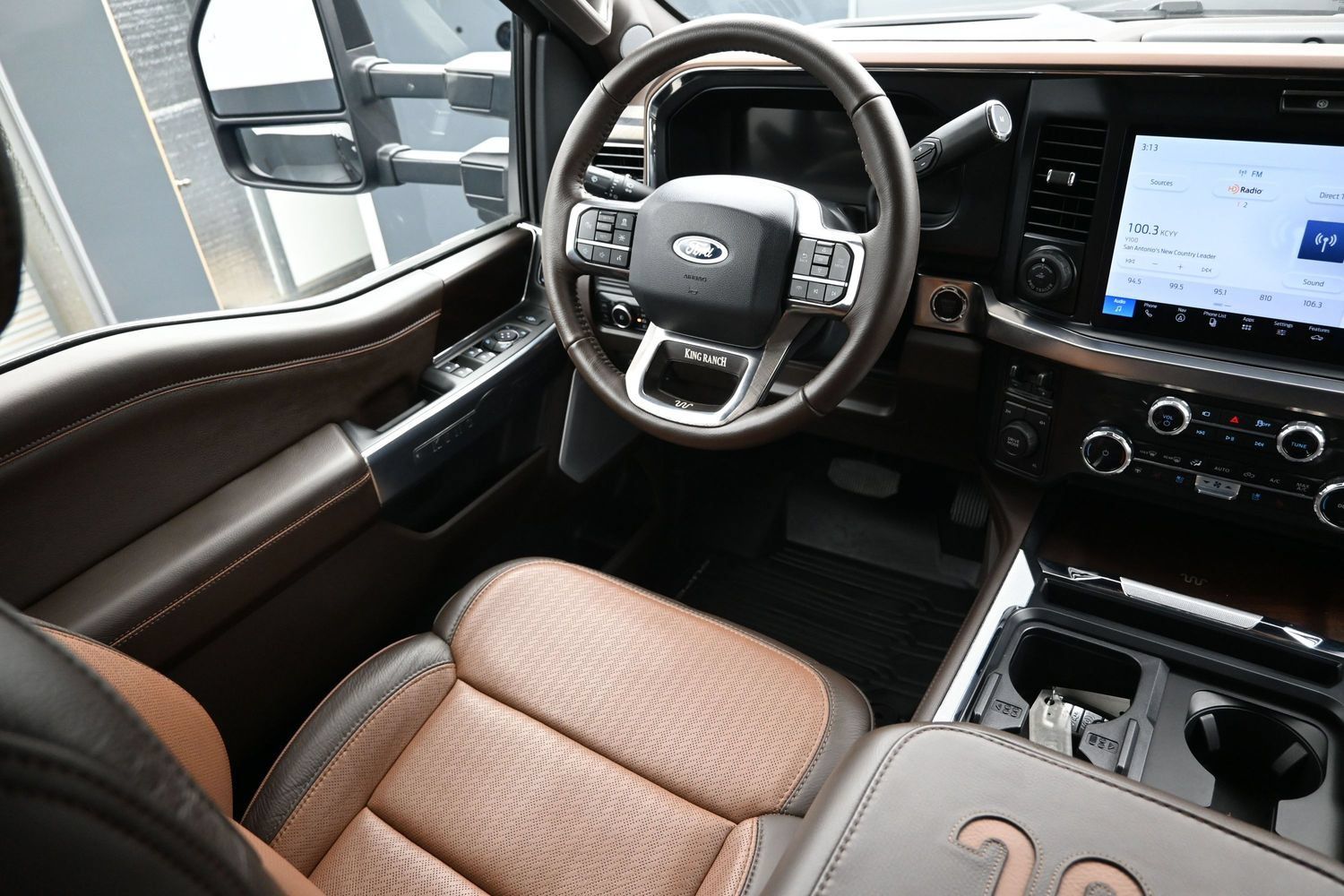 Used 2025 Ford F250 King Ranch AWD/4WD image 23
