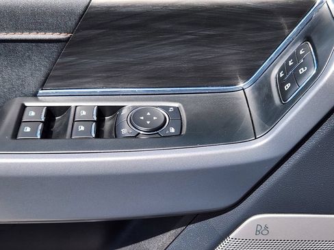 Used 2025 Ford F150 Lightning Lariat AWD/4WD image 15