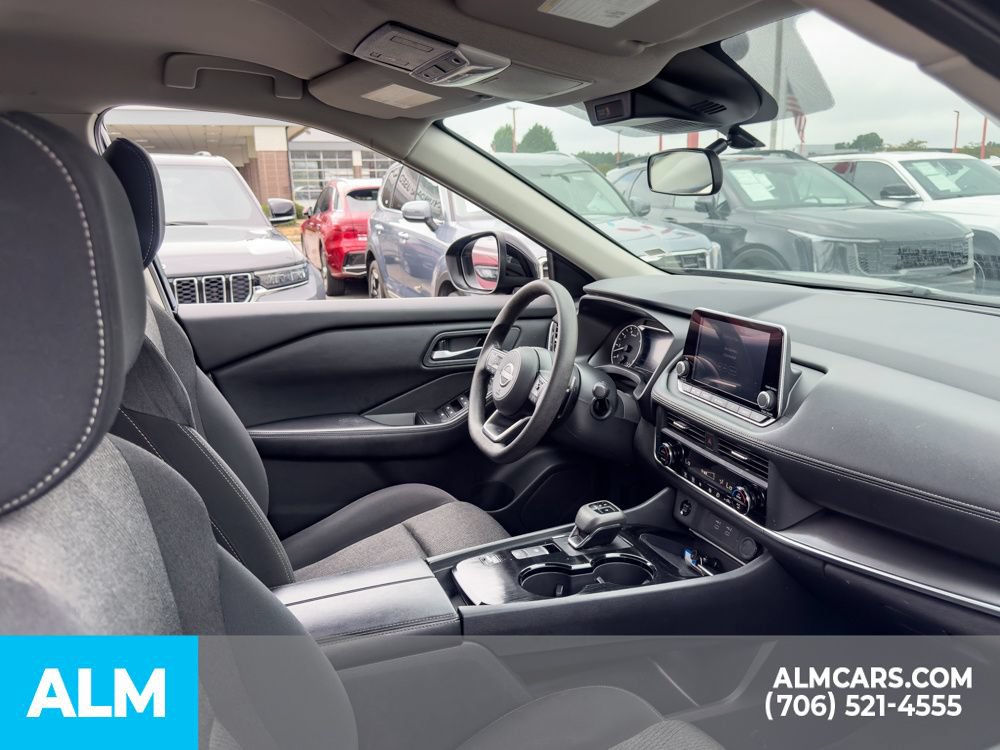 Used 2024 Nissan Rogue SV FWD image 14