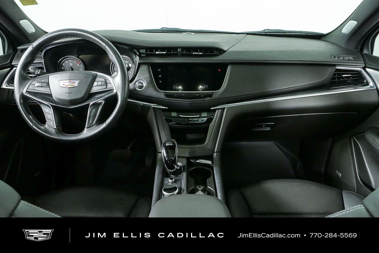 Used 2023 Cadillac XT5 Premium Luxury w/ Technology Package FWD image 21