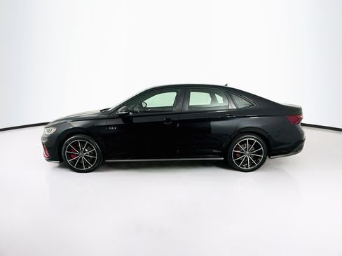 Used 2025 Volkswagen Jetta GLI Autobahn FWD image 4