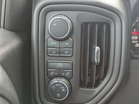 Used 2025 Chevrolet Silverado 1500 W/T w/ WT Value Package AWD/4WD image 21