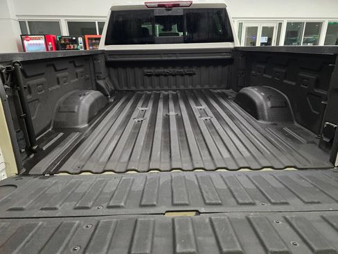 Used 2024 GMC Sierra 3500 Denali w/ Denali Reserve Package AWD/4WD image 6