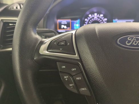 Used 2022 Ford Edge SEL AWD/4WD image 32