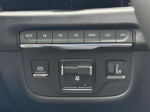 Used 2026 Cadillac Escalade Platinum Sport AWD/4WD image 25