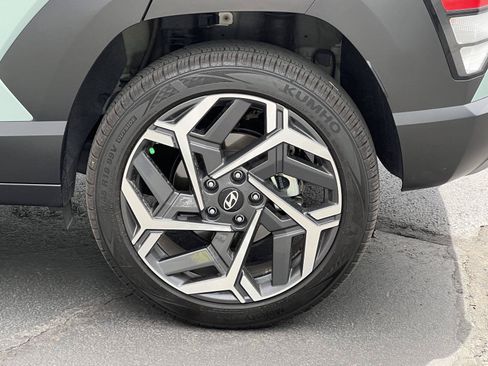 Used 2026 Hyundai Kona SEL Premium AWD/4WD image 14