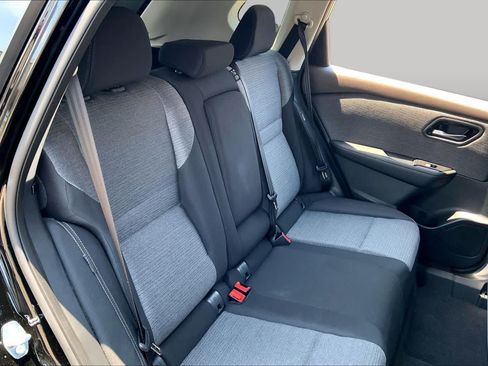 Used 2021 Nissan Rogue SV AWD/4WD image 19