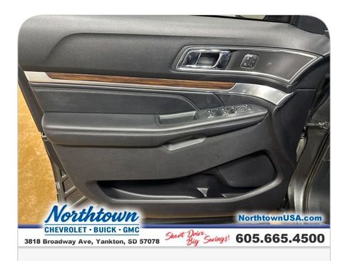Used 2019 Ford Explorer Limited AWD/4WD image 10