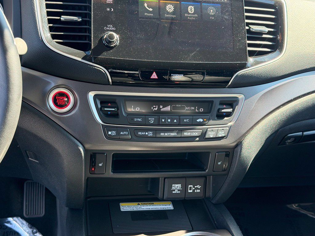 Used 2021 Honda Pilot Special Edition image 16