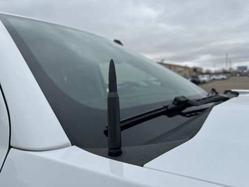 Used 2018 Chevrolet Silverado 1500 LT w/ All Star Edition image 40